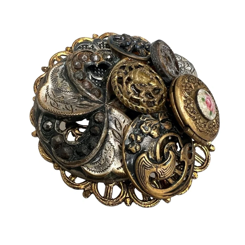 VINTAGE 3D BROOCH WITH WORKING LOCKET, HEARTS, & BUTTONS - NO PIN